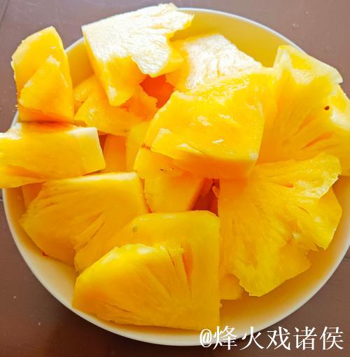 菠萝视频：爱就要大胆做出来精彩分享